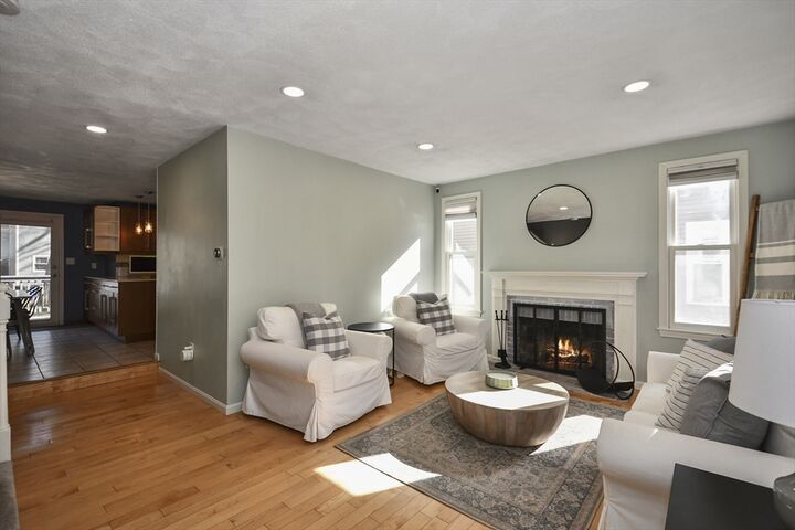 Property Photo:  705 Wellman Avenue 705  MA 01863 