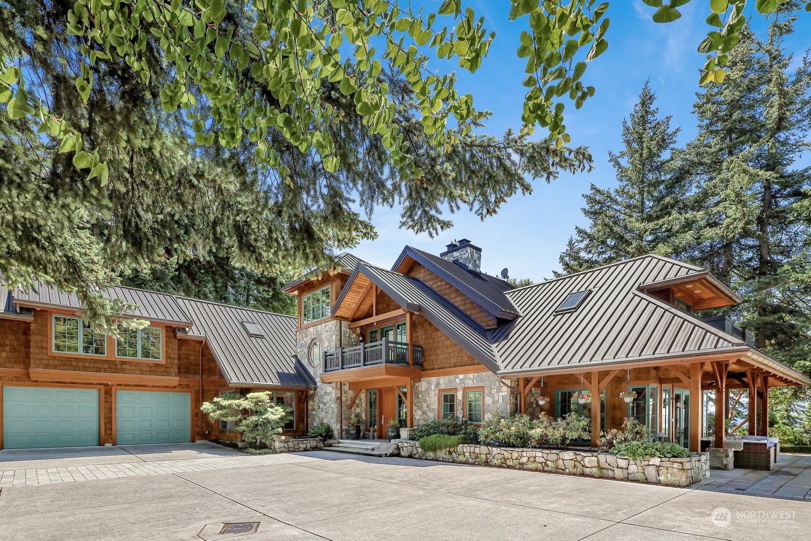 Property Photo:  1401 Chuckanut Crest Drive  WA 98229 