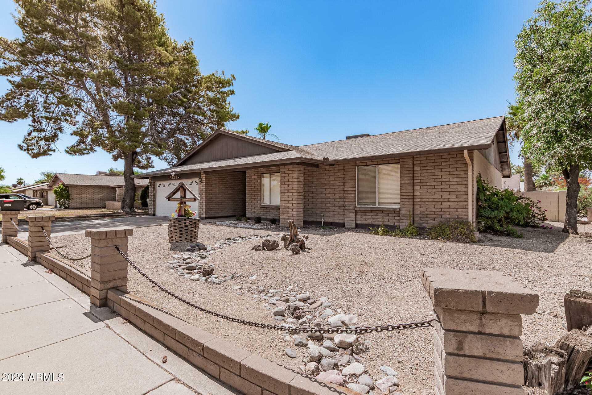 Property Photo:  5427 W Seldon Lane  AZ 85302 