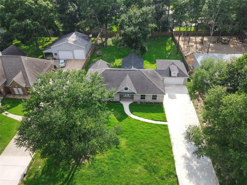 Property Photo:  315 Garrett Drive  TX 77354 