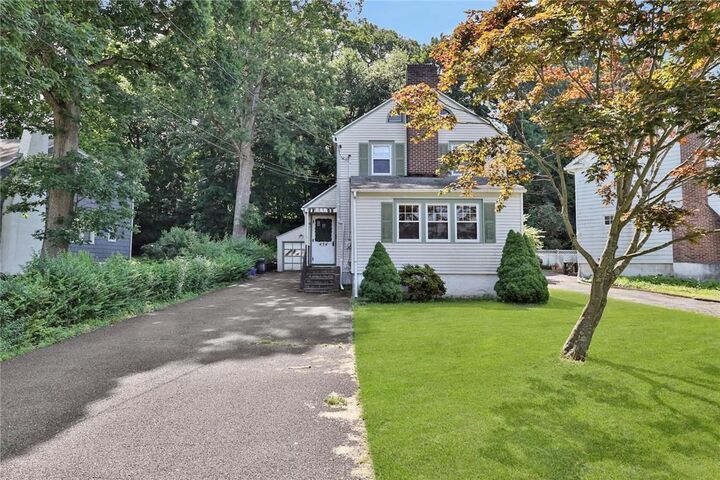 434 Sherman Avenue  Hawthorne NY 10532 photo