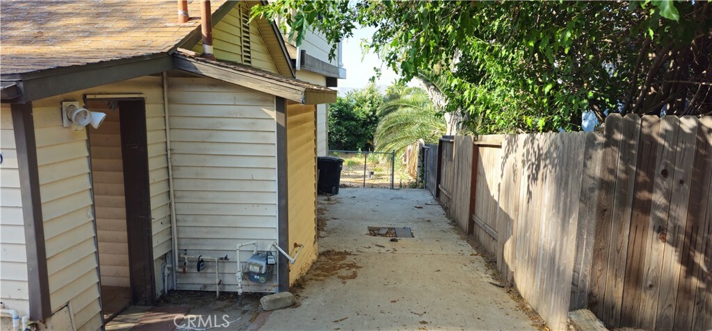 Property Photo:  17530 Hayes Avenue  CA 92530 