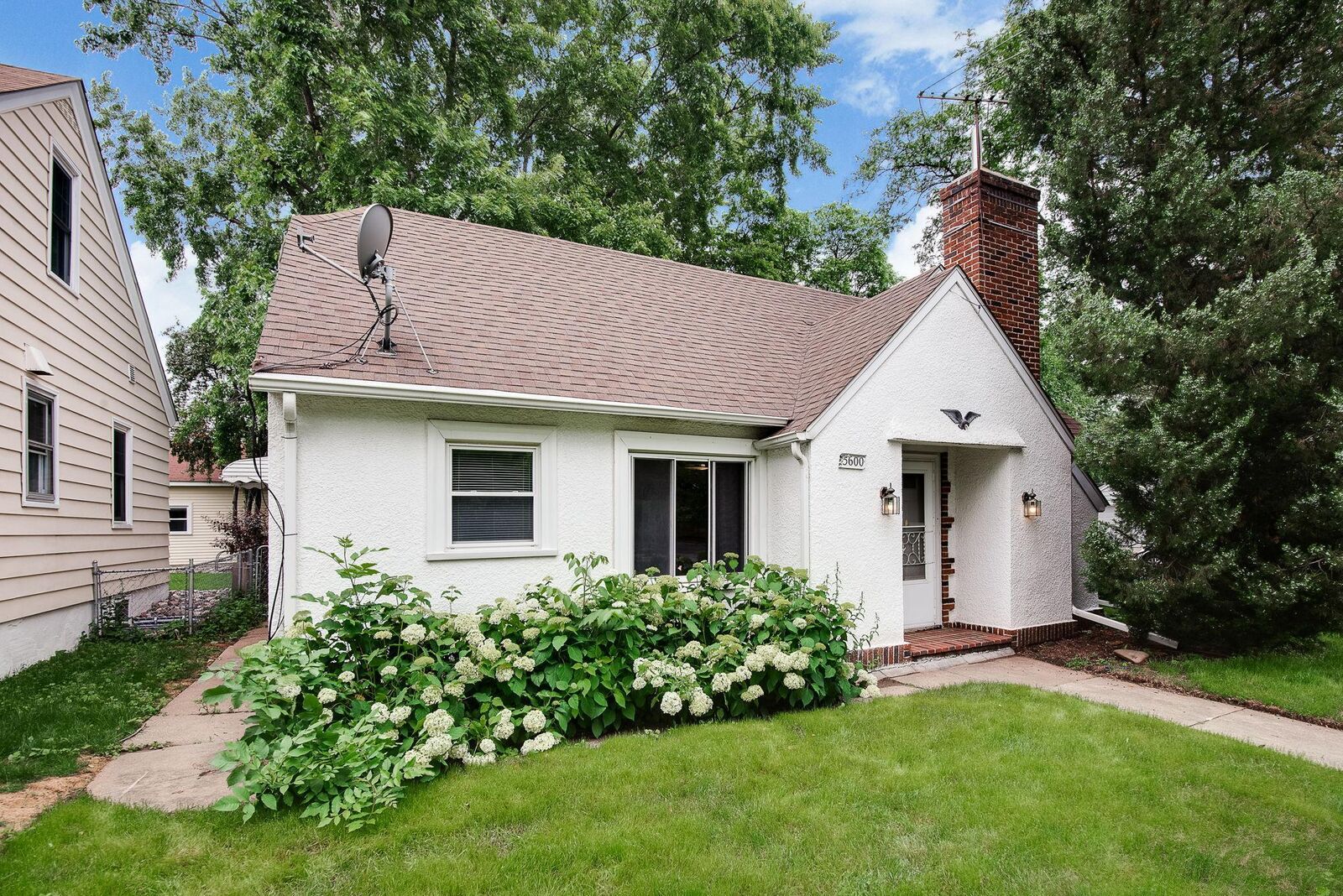 Property Photo:  5600 Pleasant Avenue  MN 55419 