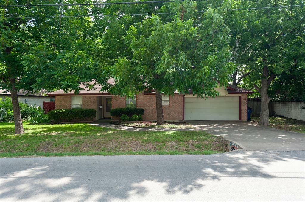 208 John Arden Drive  Waxahachie TX 75165 photo