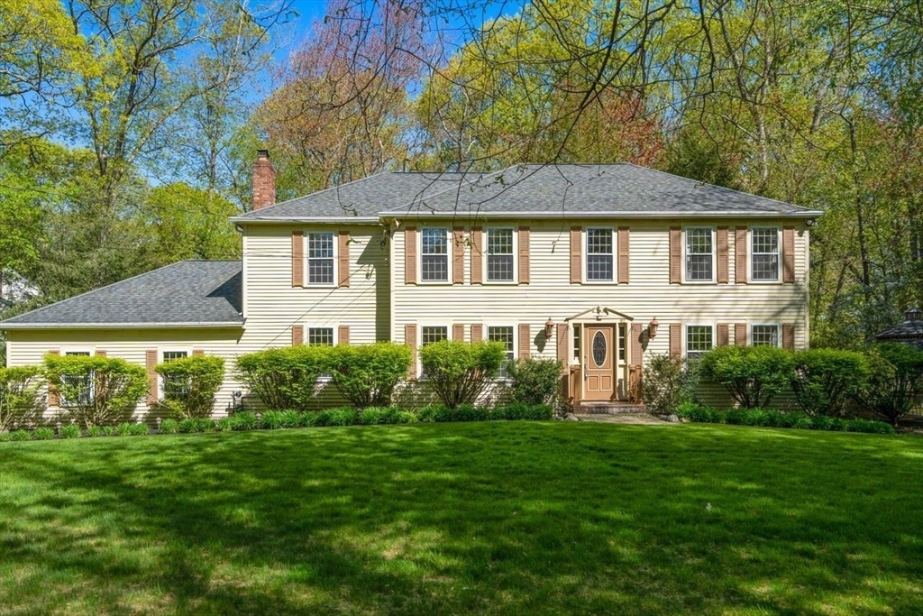 Property Photo:  92 Wildwood Road  MA 01810 