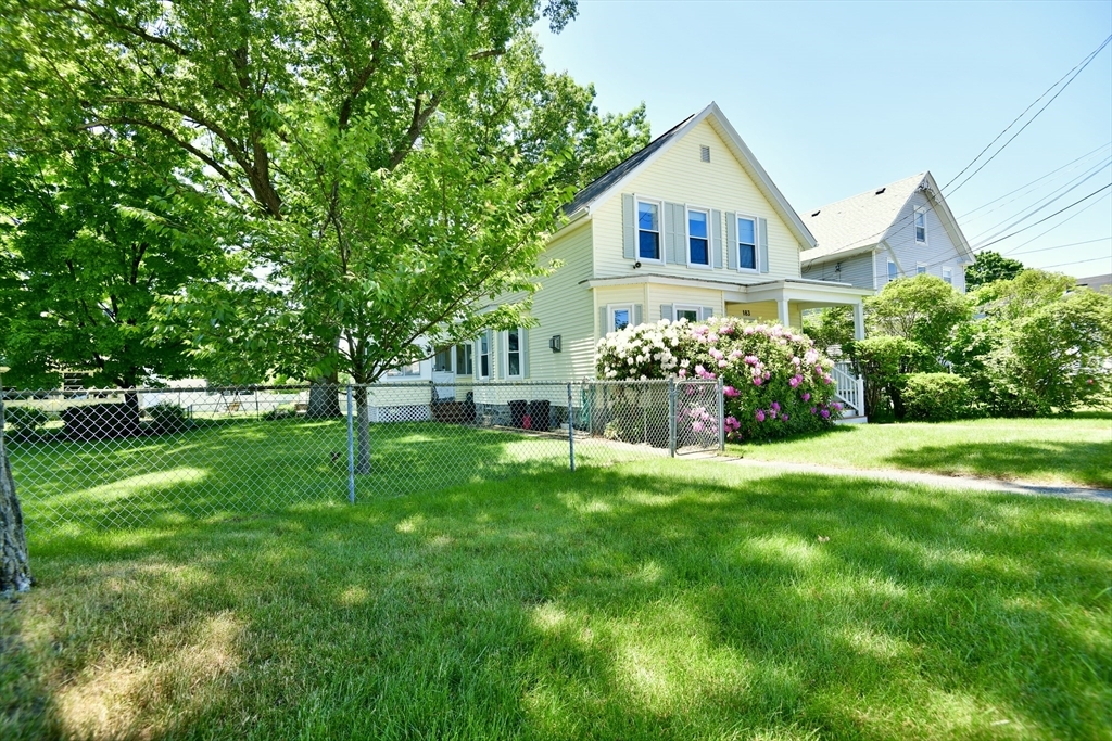 Property Photo: 183 Middlesex St MA 01863