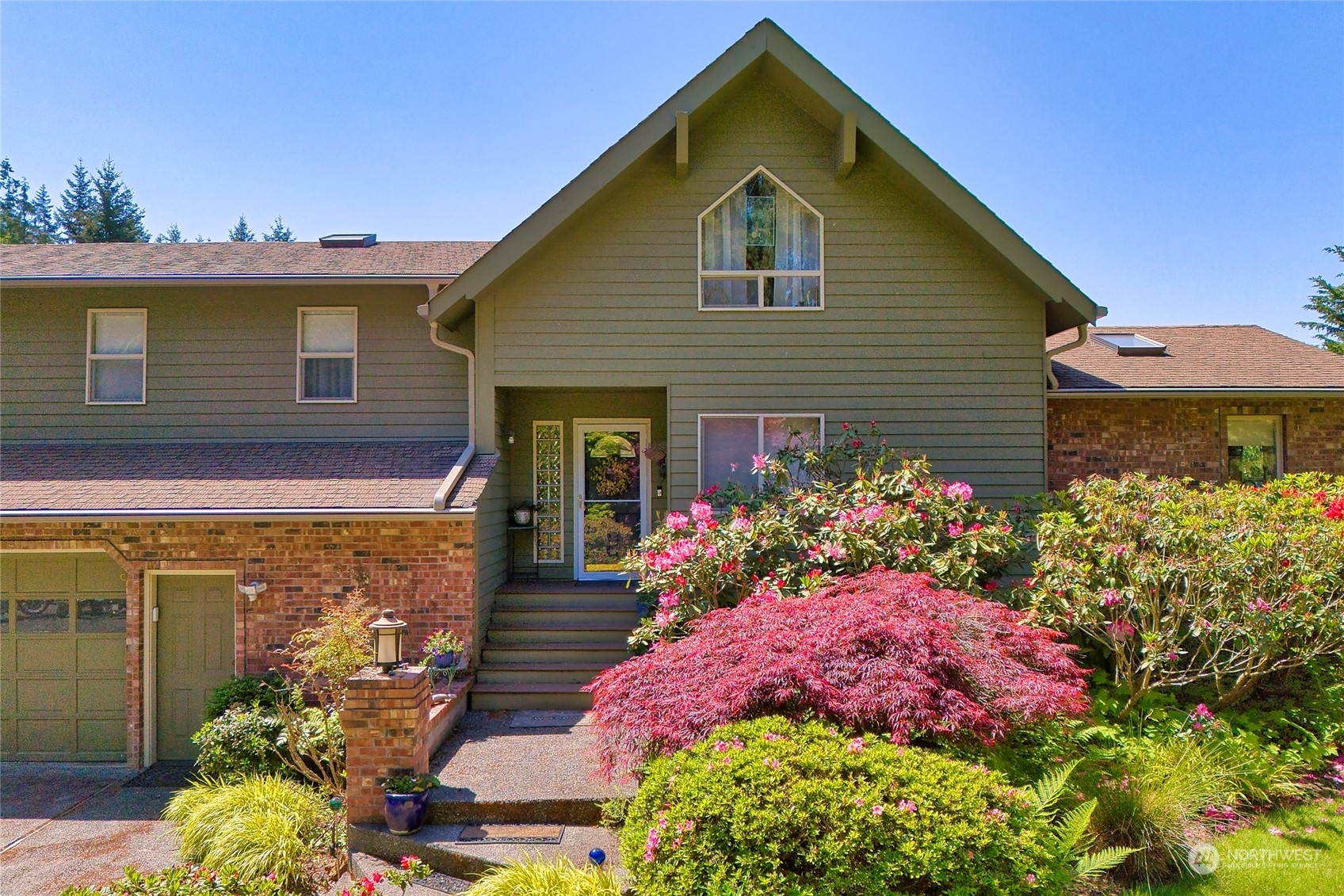 Property Photo:  520 Grandview Drive  WA 98382 