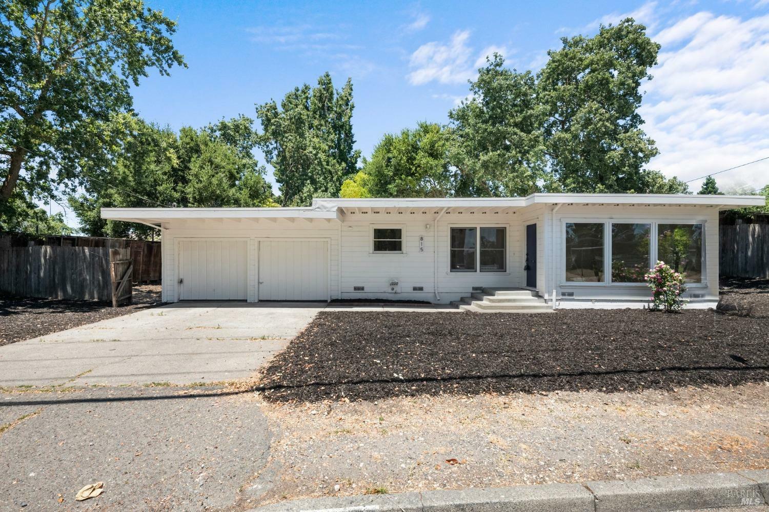 Property Photo:  815 Elliott Avenue  CA 95401 