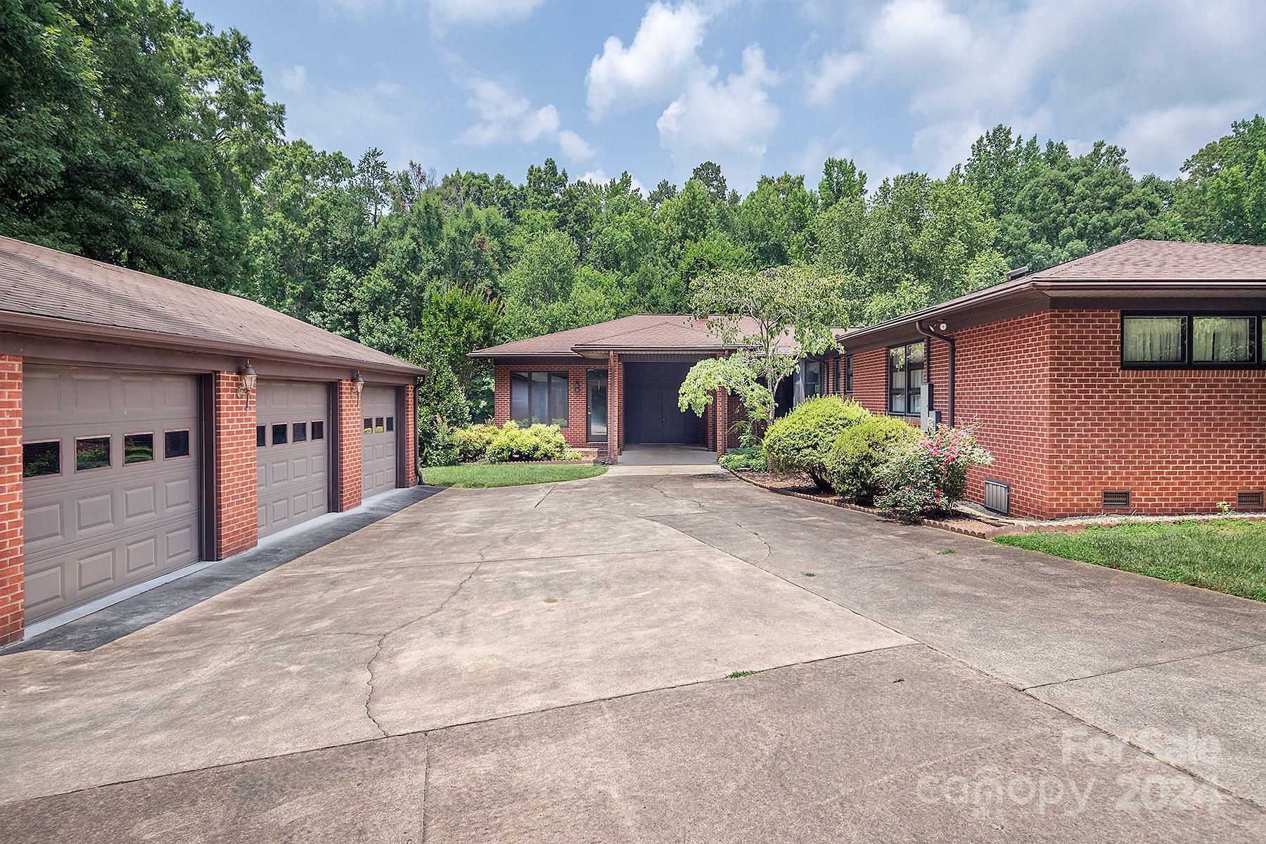 Property Photo:  430 Linda Street  NC 28146 