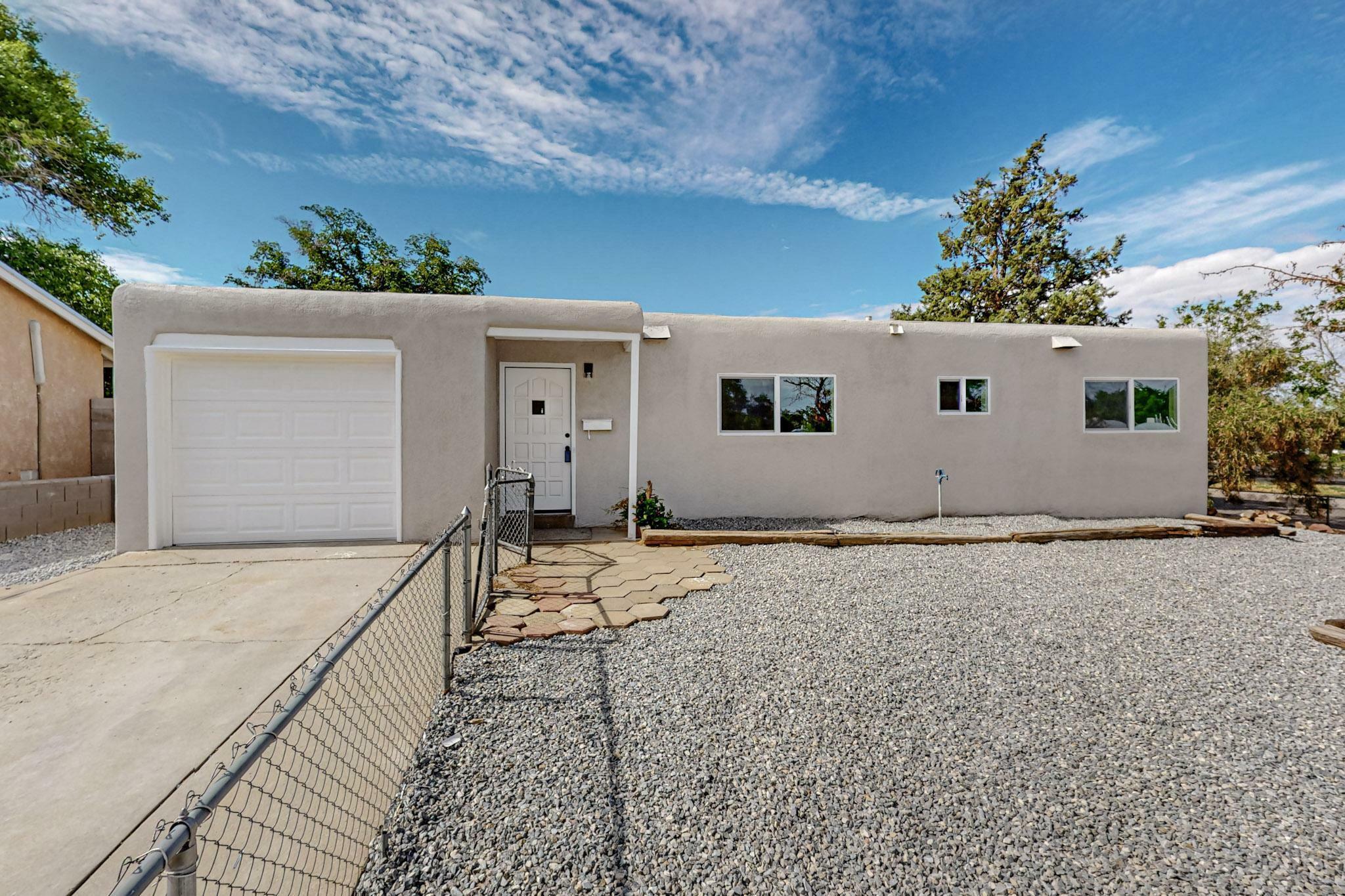 Property Photo:  9500 Aspen Avenue NE  NM 87112 