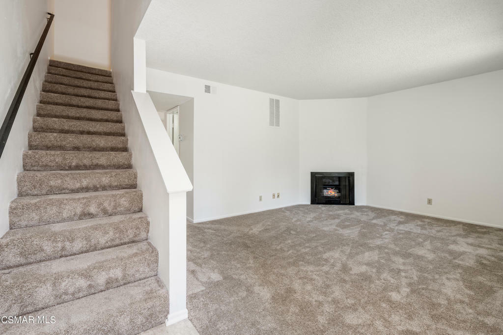 Property Photo:  2585 La Paloma Circle  CA 91360 