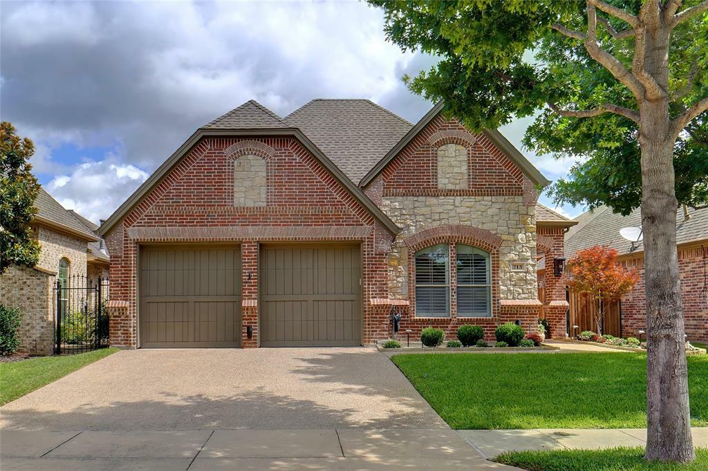 Property Photo: 713 Silver Lake Drive TX 76248