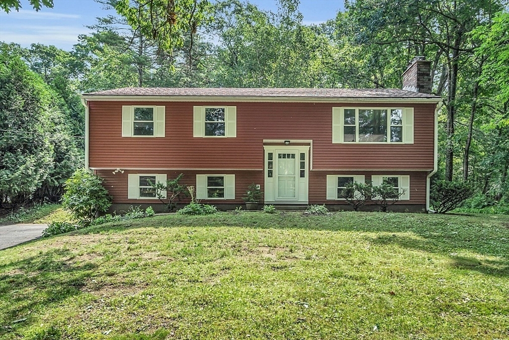 Property Photo:  918 New Sherborn Rd  MA 01331 