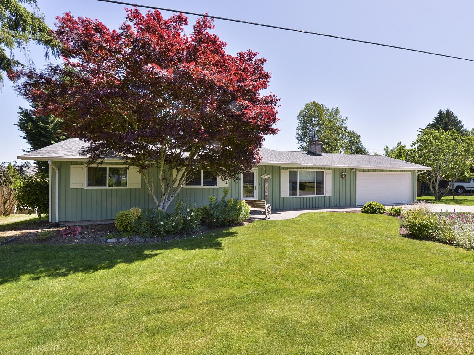 Property Photo:  3227 100th Avenue E  WA 98371 