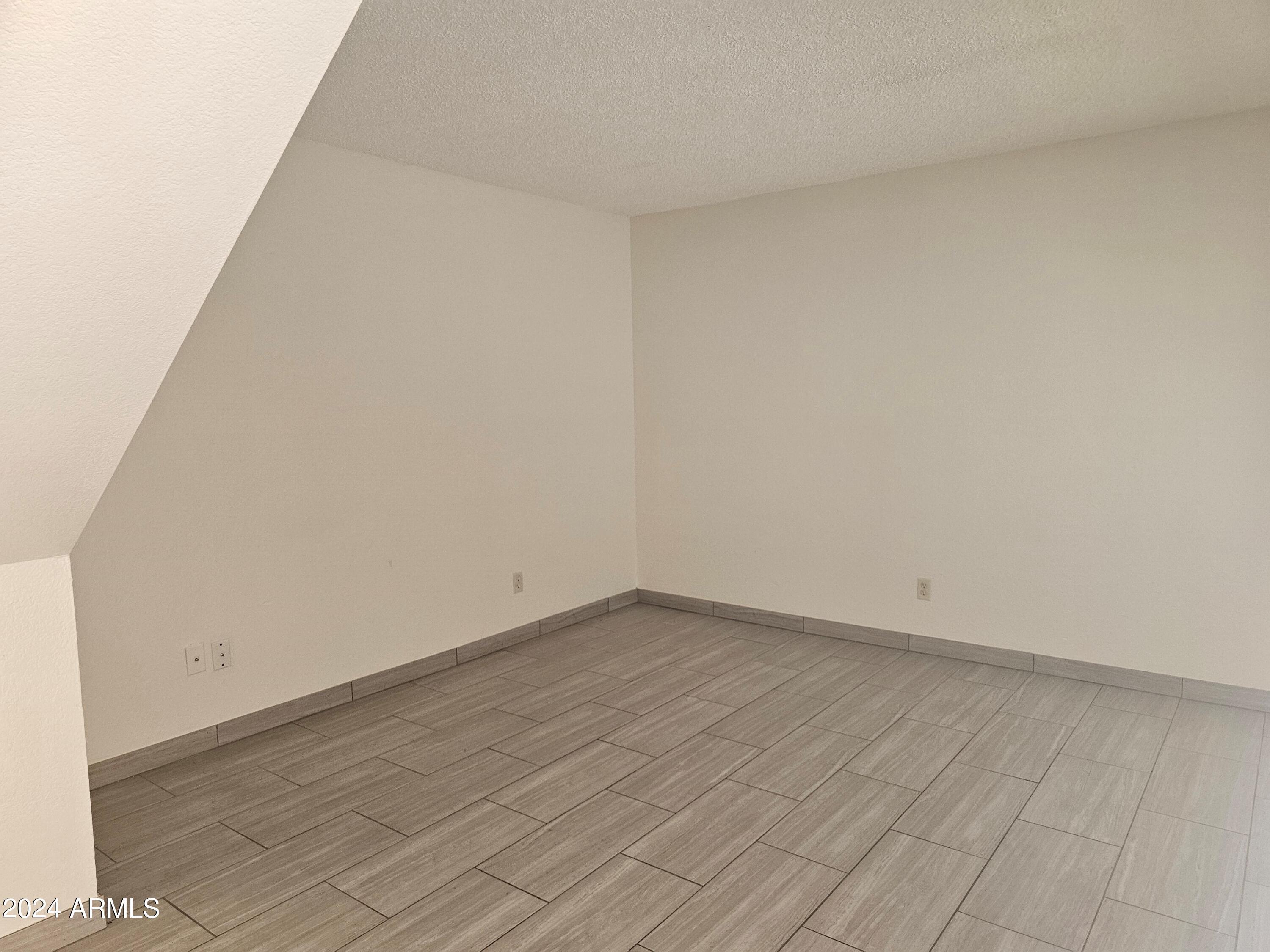 Property Photo: 1712 E Pepper Circle 4 AZ 85203