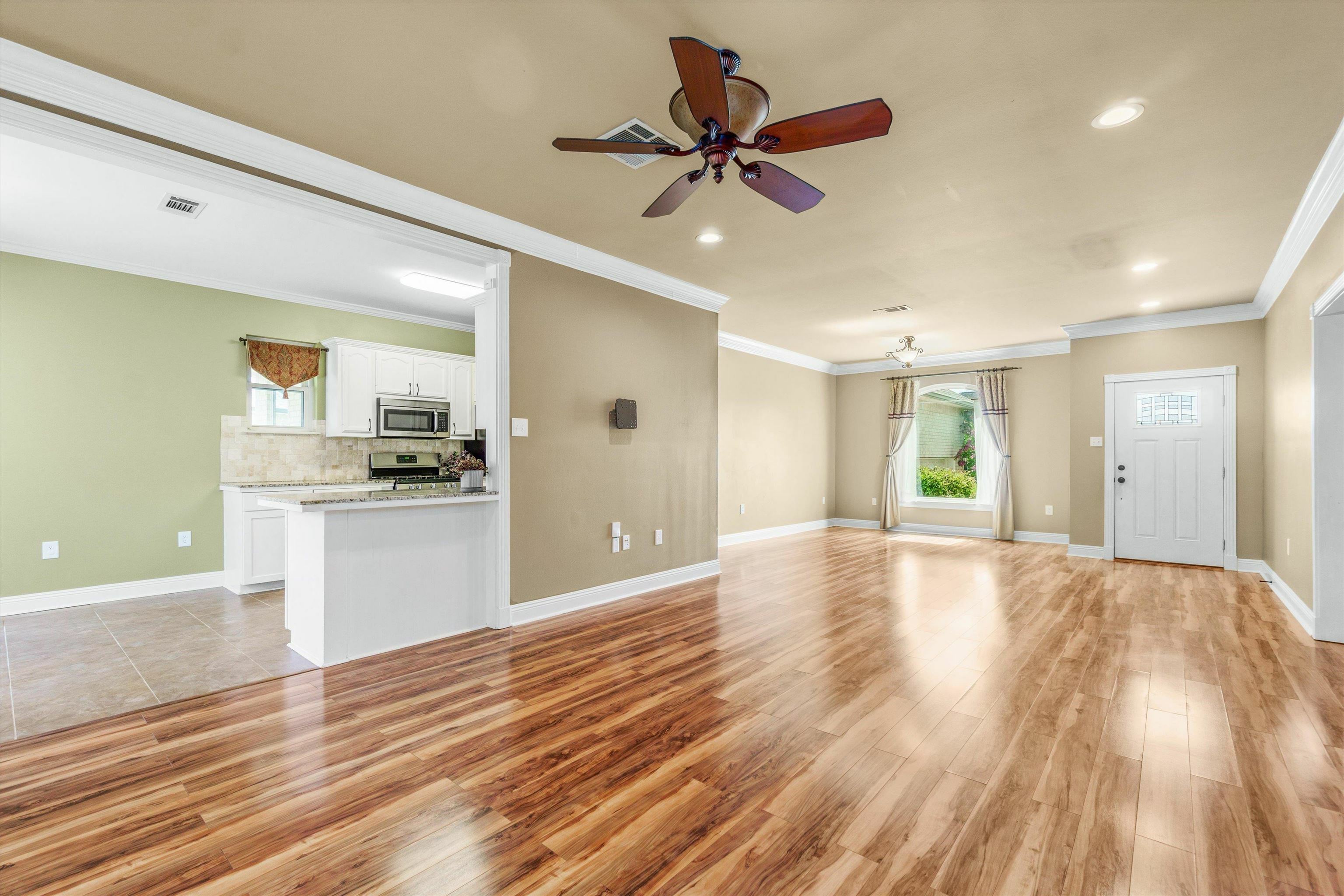 Property Photo:  28017 Great Eagle Ave  LA 70785 