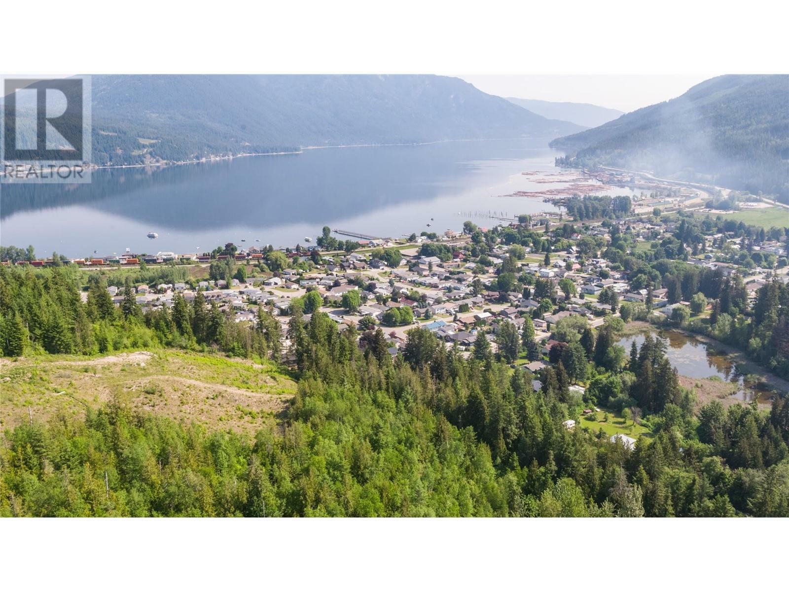 Property Photo: 6901 42 Street Northeast BC V0E 1K0