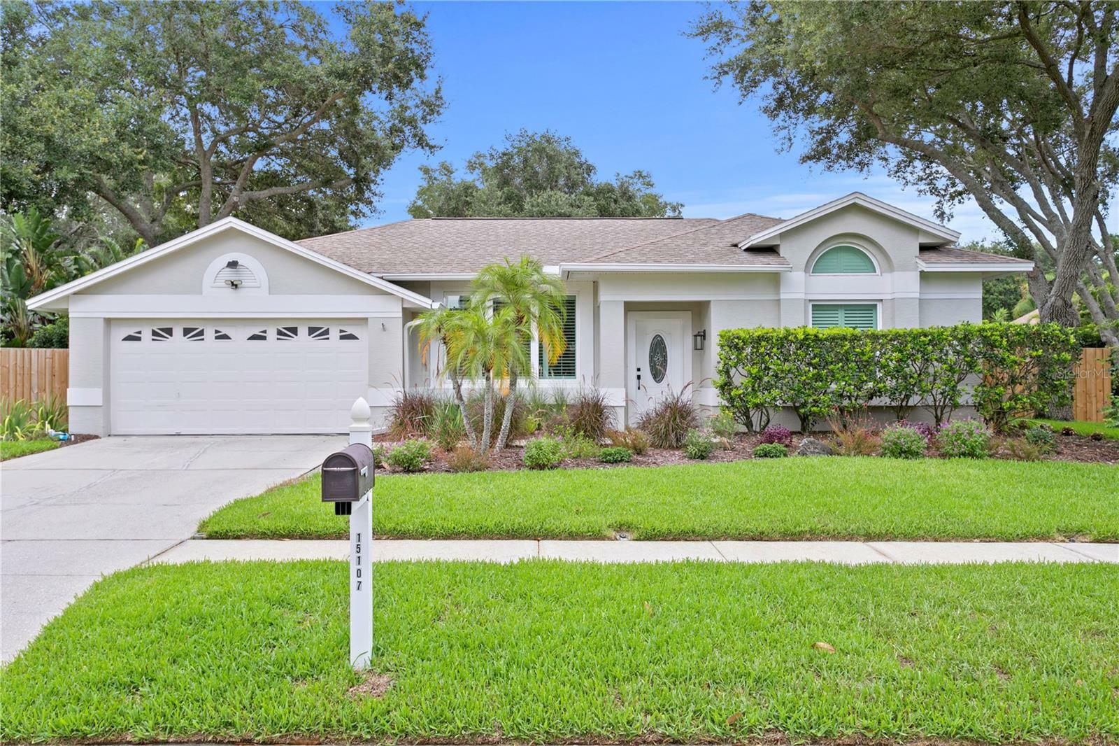 Property Photo:  15107 Laurel Cove Circle  FL 33556 