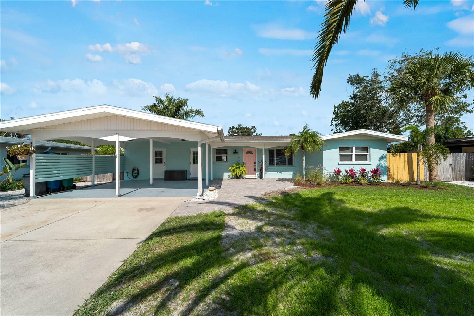 Property Photo:  1729 Colleen Street  FL 34231 