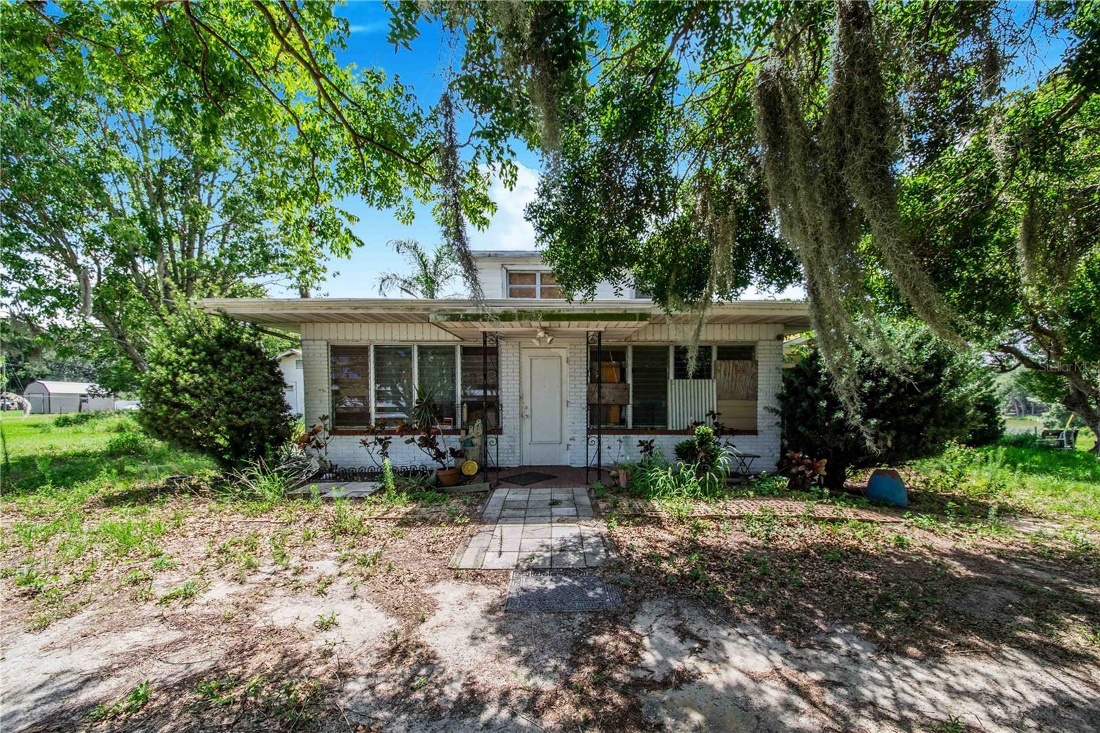 Property Photo:  3102 Central Avenue  FL 33830 