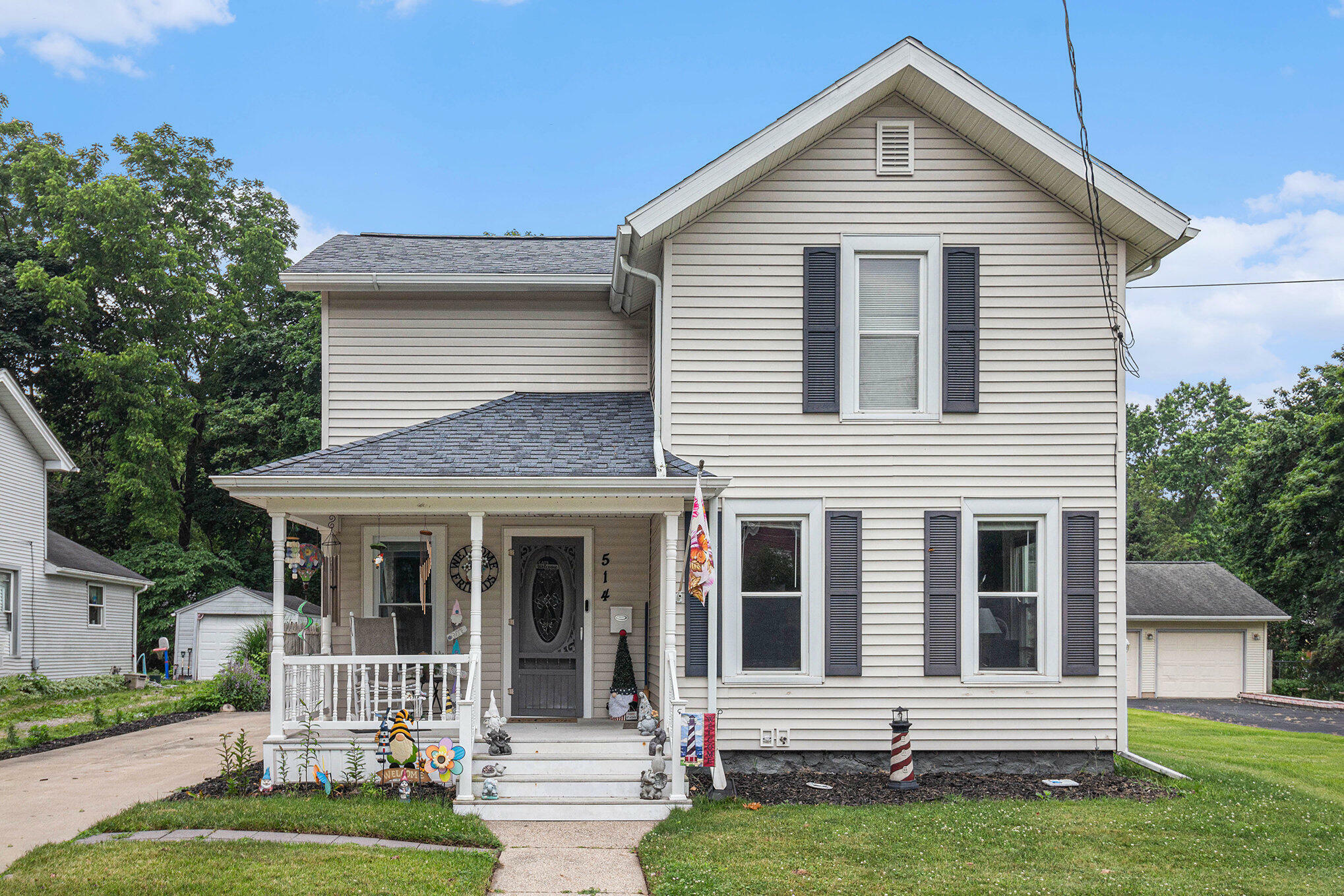 Property Photo:  514 S Webster Street  MI 49203 