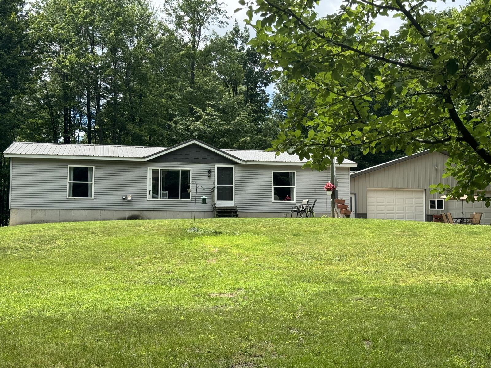 Property Photo:  22541 200th Avenue  MI 49688 