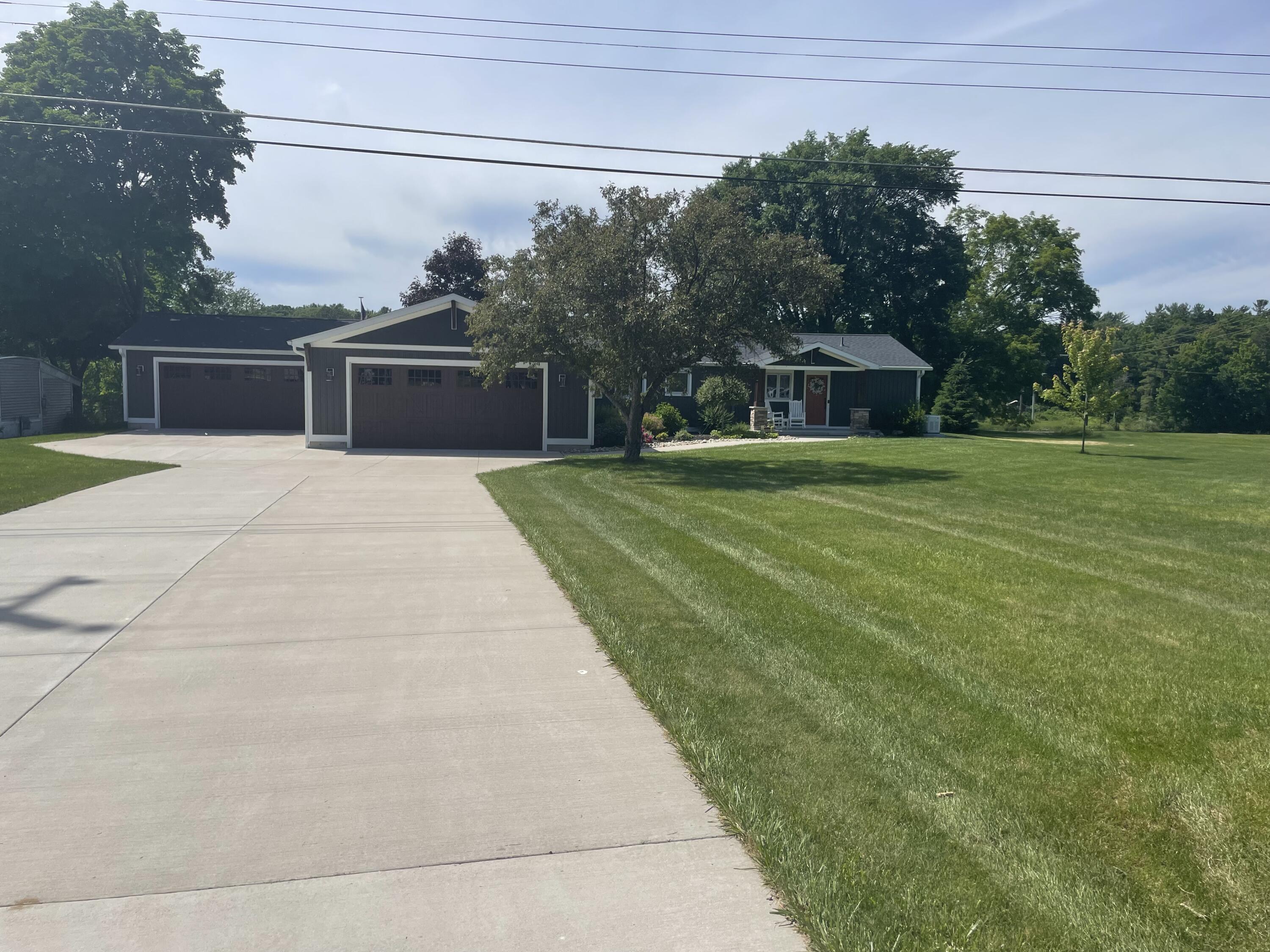 Property Photo: 11343 Riverside Drive MI 49346