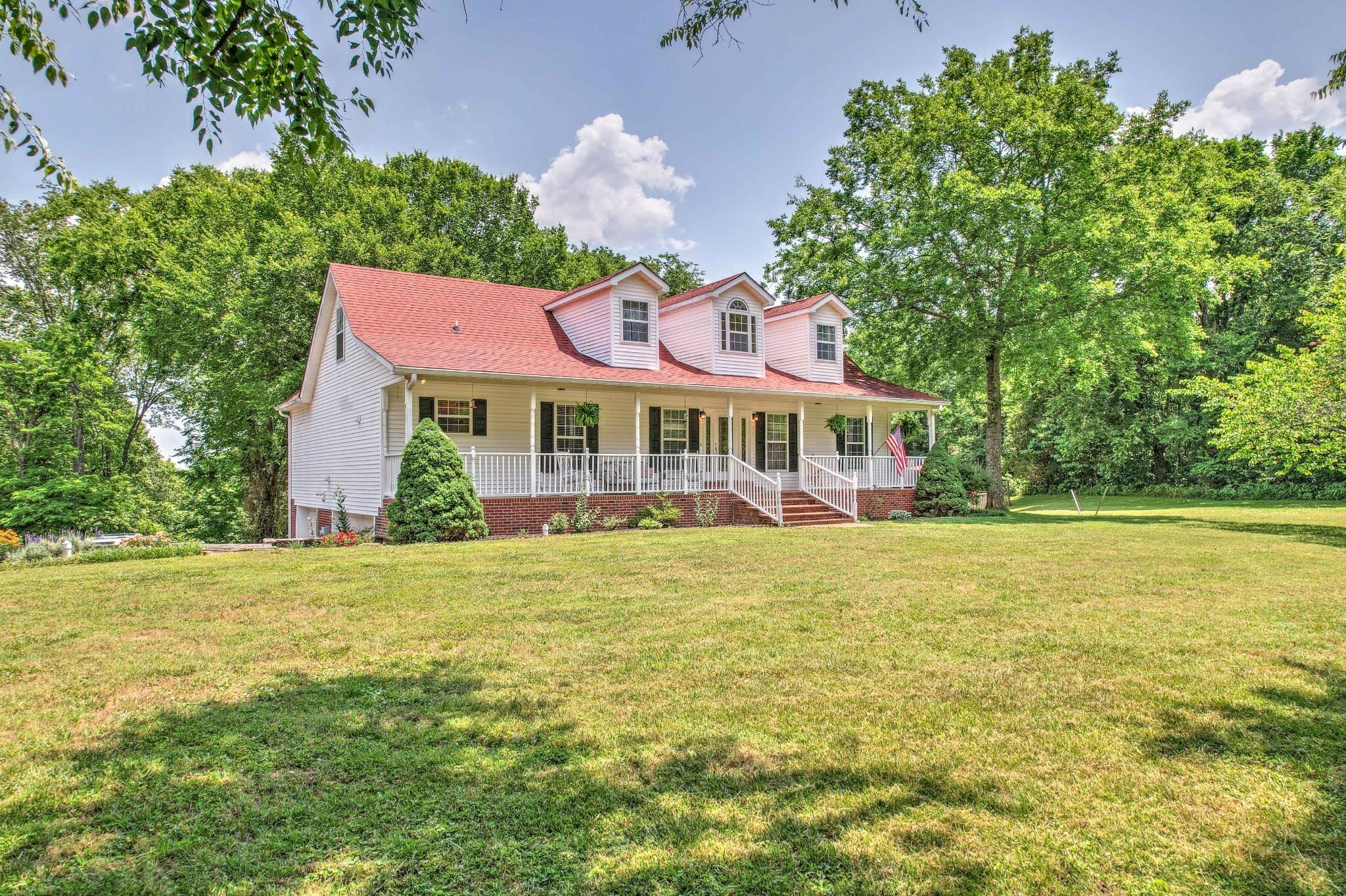 Property Photo:  5291 Sam Hill Rd  TN 37167 