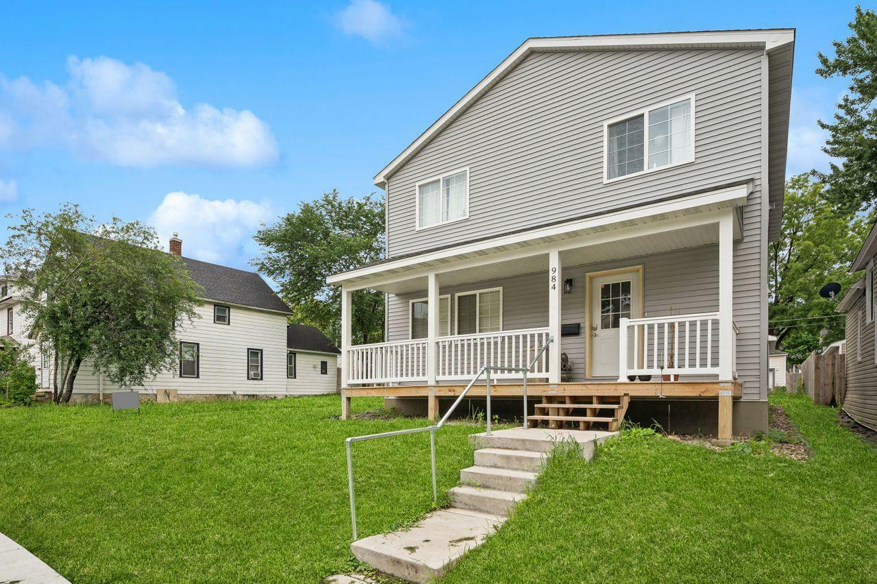 Property Photo:  984 Minnehaha Avenue E  MN 55106 