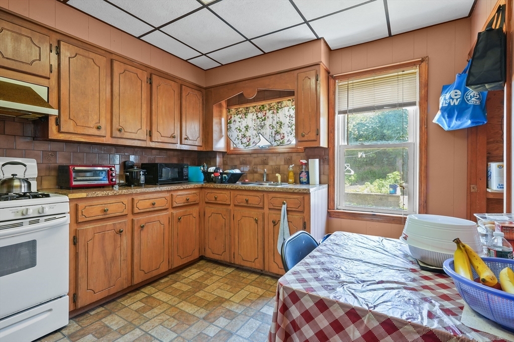 Property Photo: 119 Robeson St MA 02720
