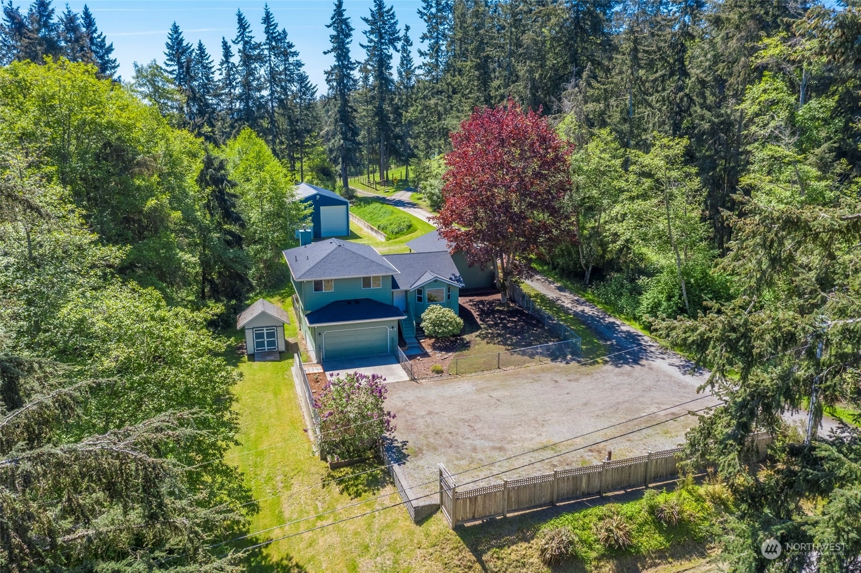 Property Photo:  1400  Eagle Ridge Road  WA 98277 