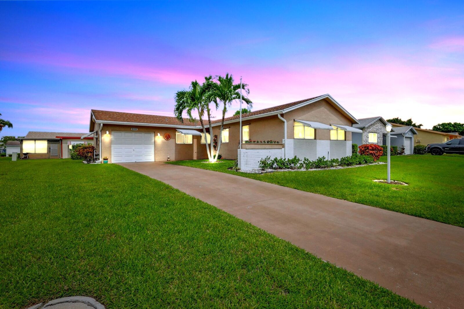Property Photo: 6393 Summer Sky Lane FL 33463