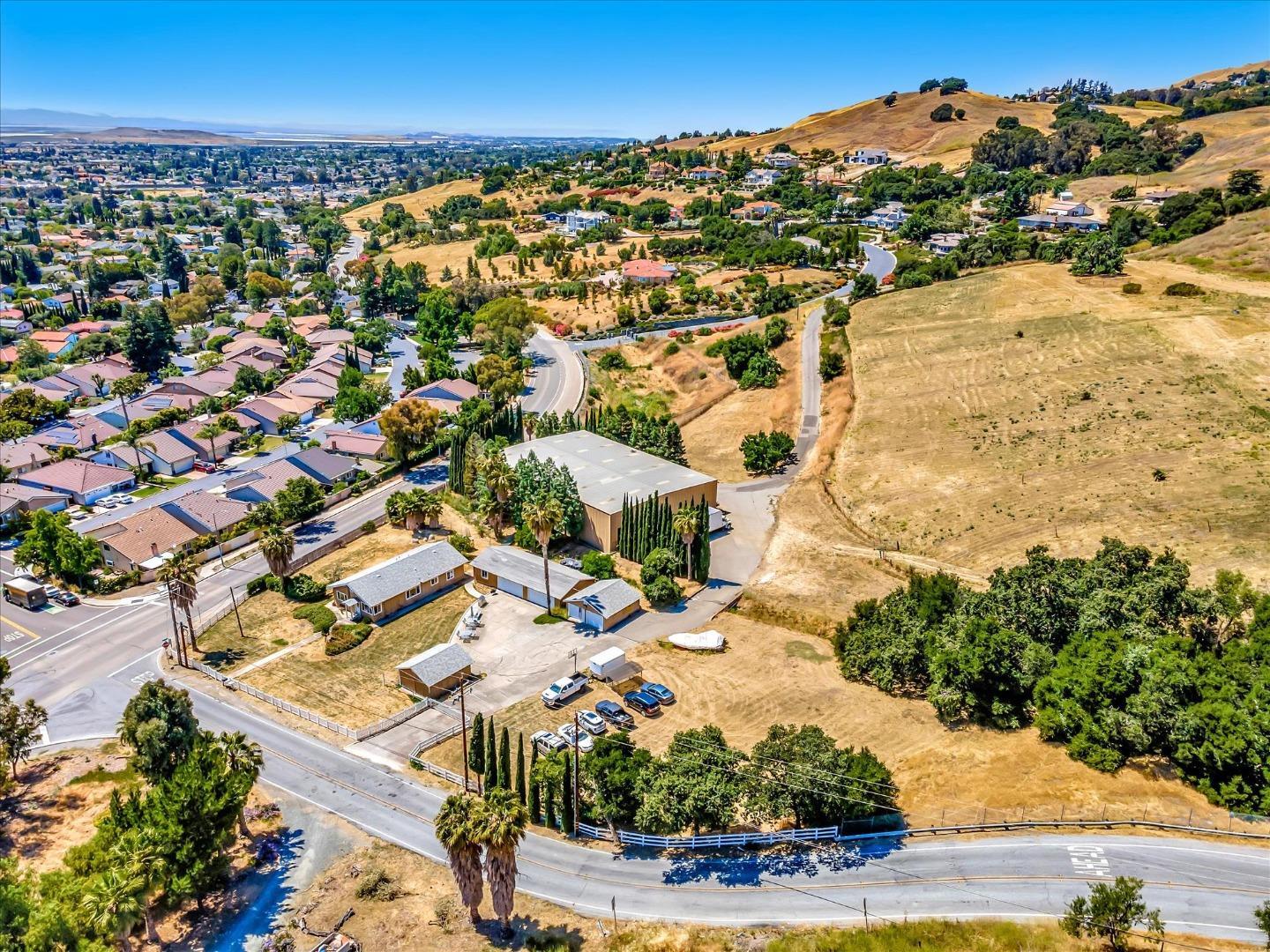 Property Photo:  1995 Old Calaveras Road  CA 95035 