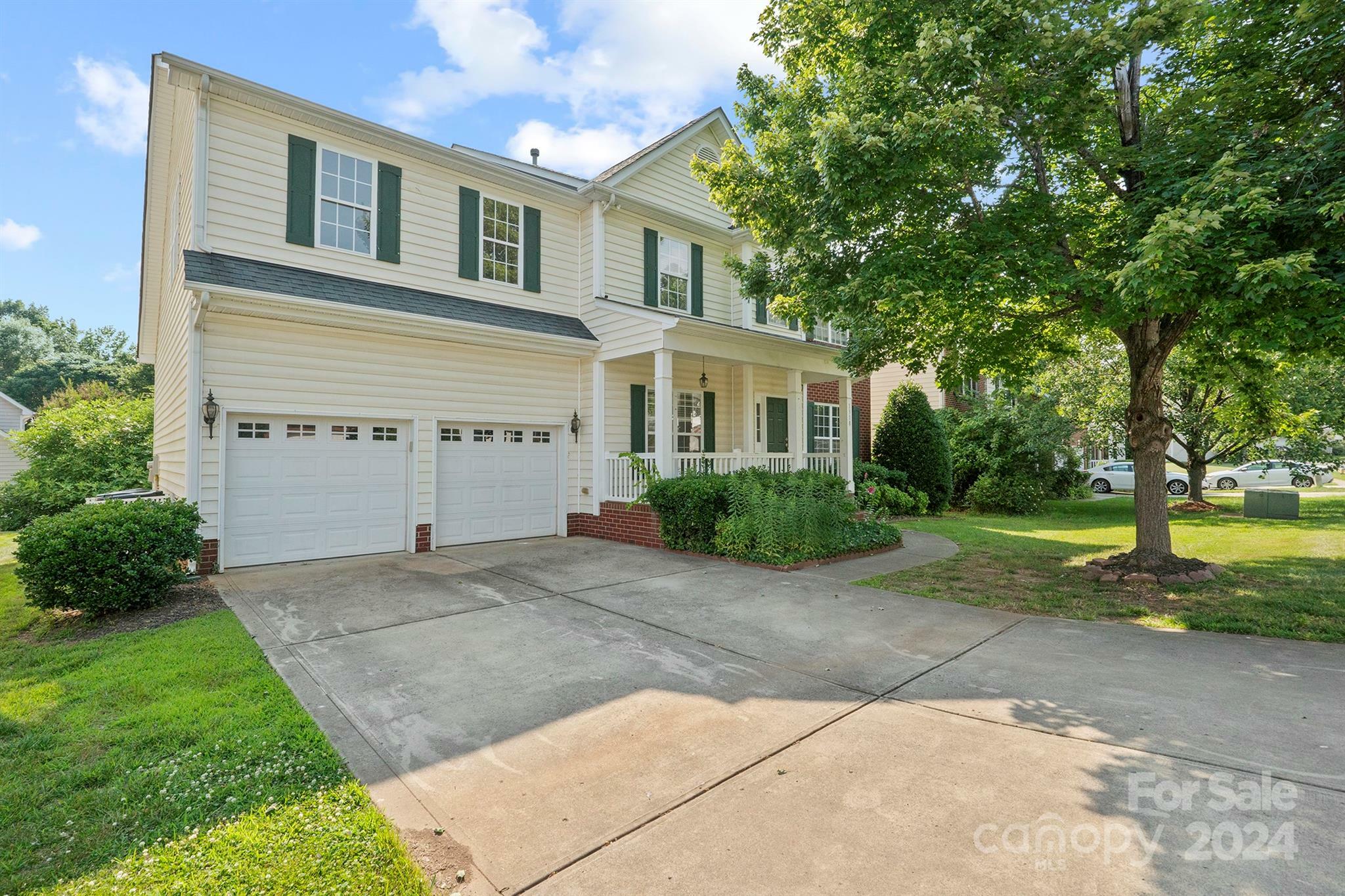 Property Photo:  1318 Bedlington Drive NW  NC 28269 