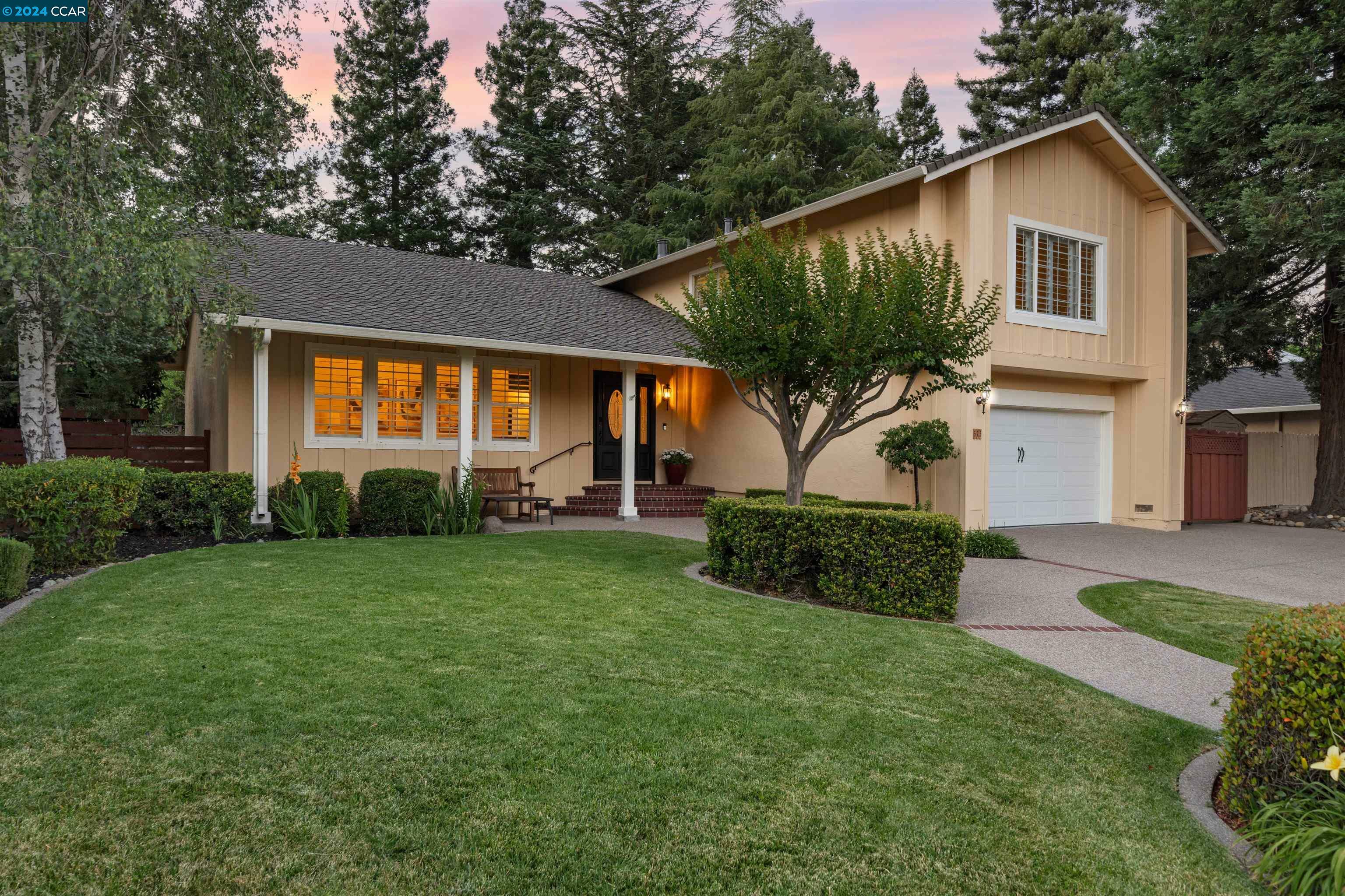 Property Photo:  575 El Capitan Dr  CA 94526 