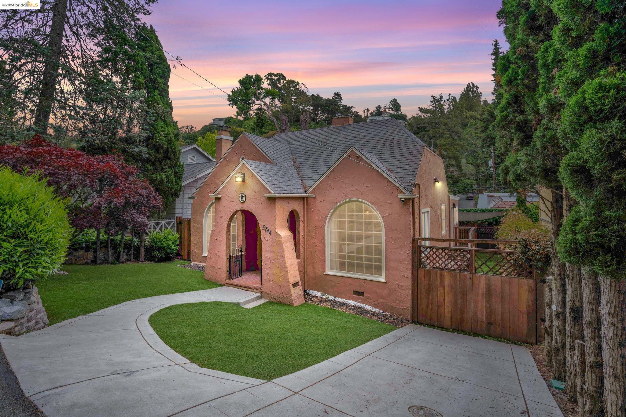 Property Photo:  5744 Grisborne Ave  CA 94611 