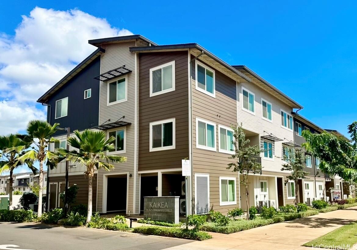 Property Photo:  91-3575 Iwikuamoo Street 512  HI 96706 