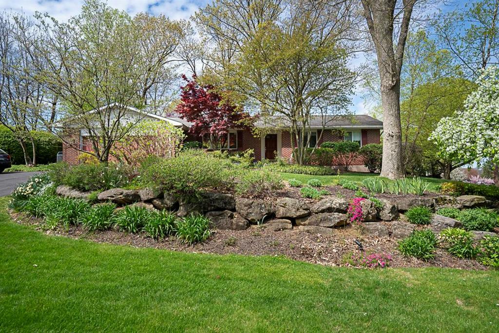 Property Photo:  403 Georgetown Road  PA 18064 