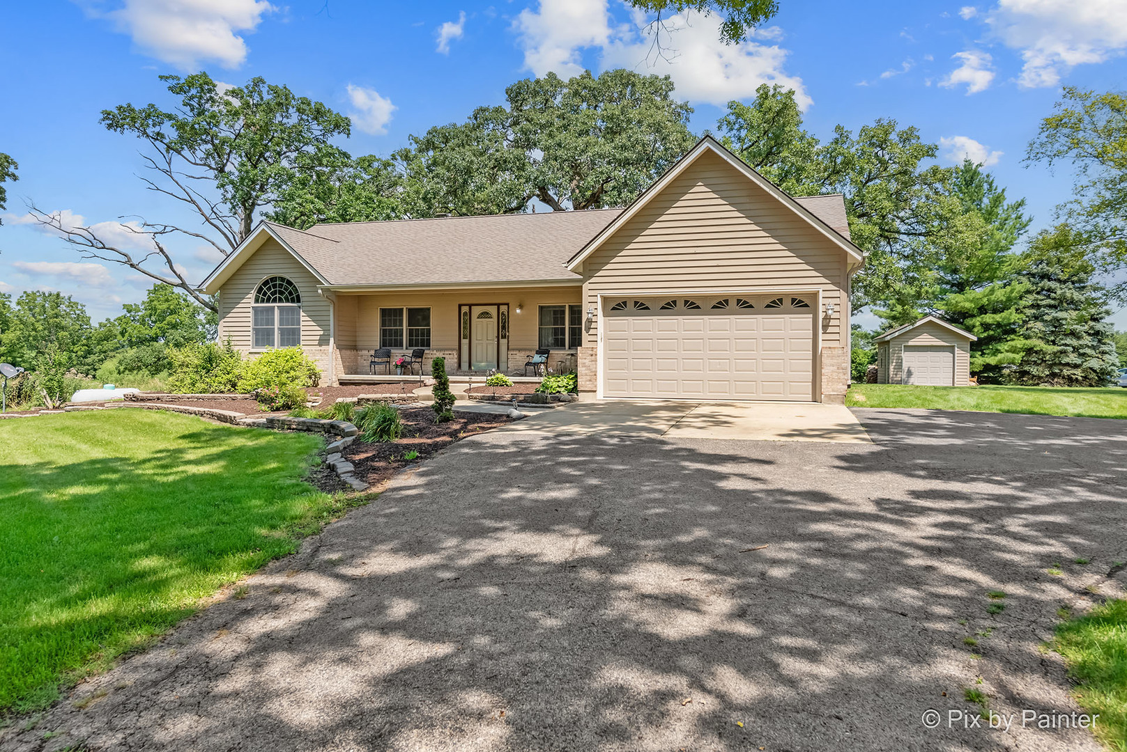 Property Photo: 27510 Gerry Lane IL 60178