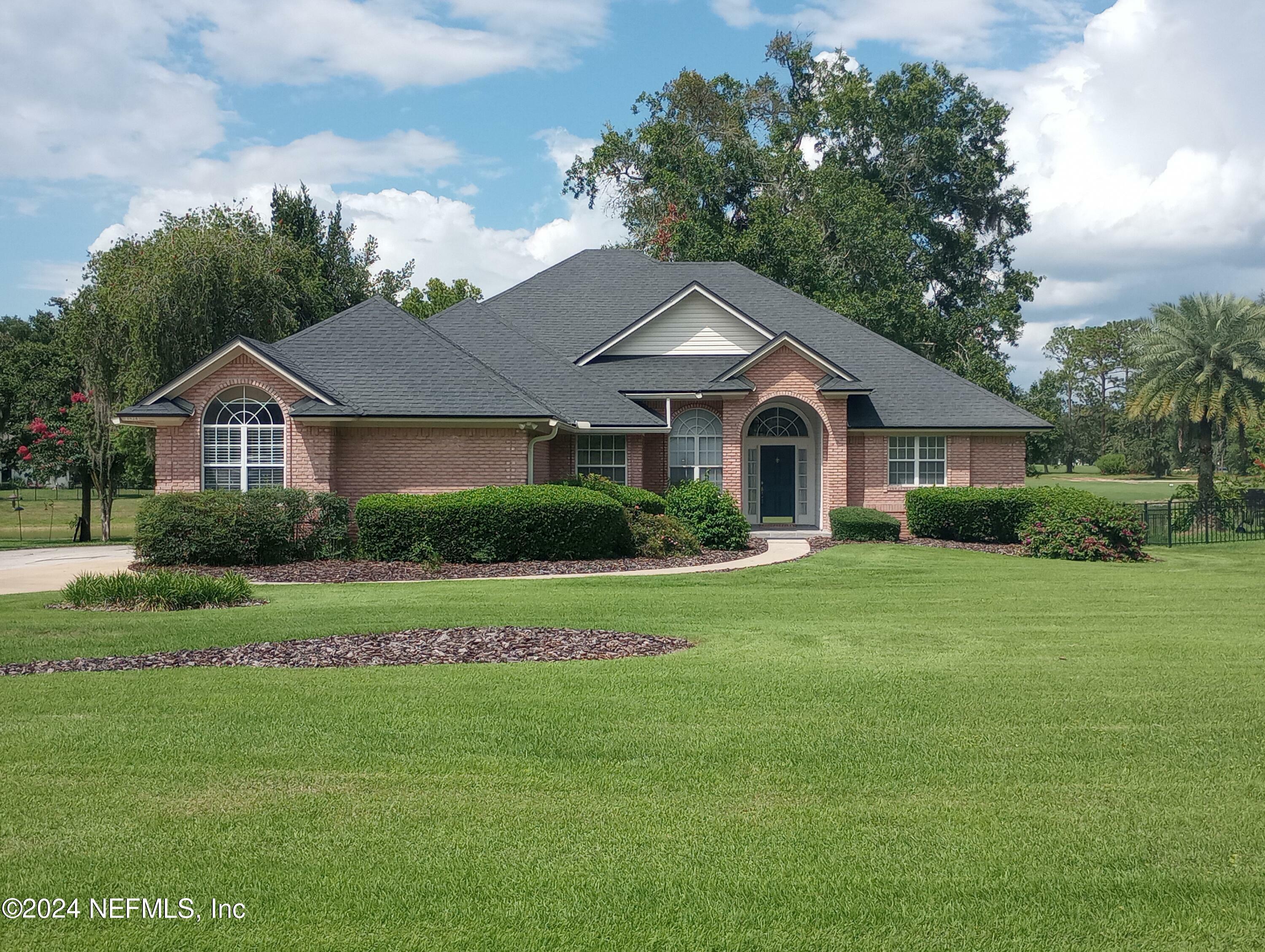 Property Photo:  1824 Colonial Drive  FL 32043 