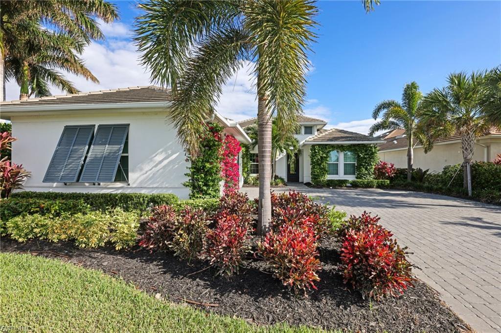 Property Photo:  3227 Cotuit Ln  FL 34114 