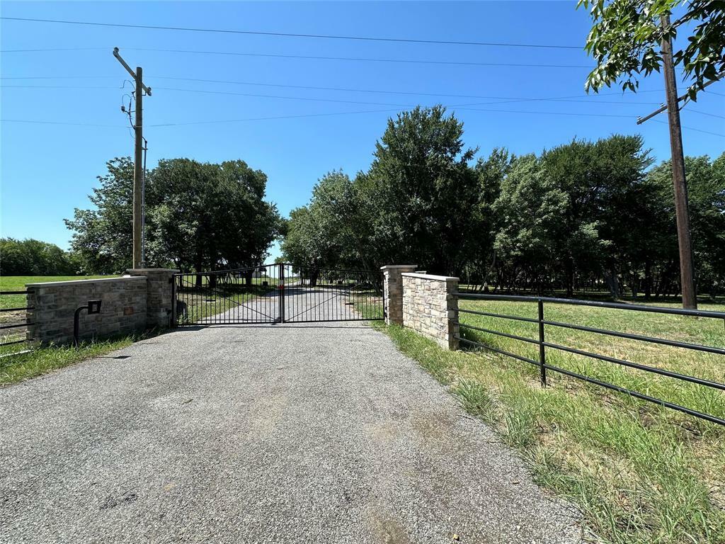 Lot 10, 1014 Waters Edge Drive  Denison TX 75020 photo