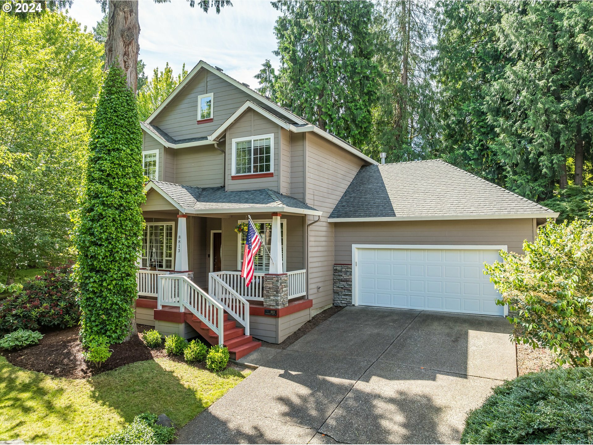 Property Photo:  8813 NE 14th St  WA 98664 