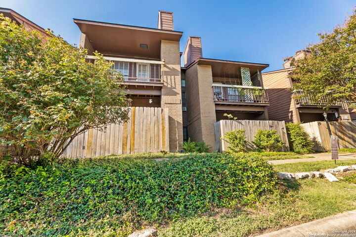 Property Photo: 8655 Datapoint Dr 212 TX 78229