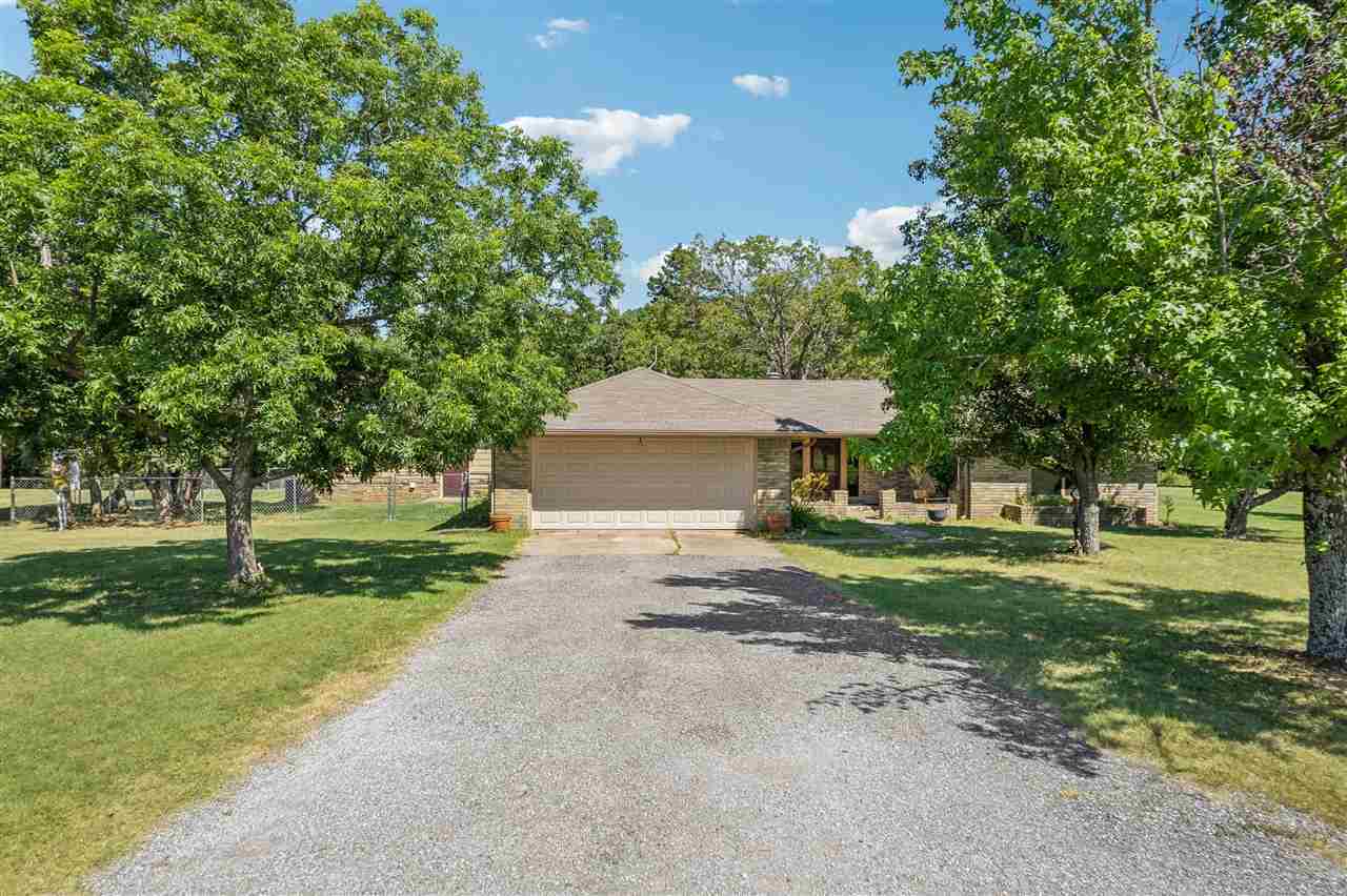 Property Photo:  3609 E Scenic Drive  OK 74023 