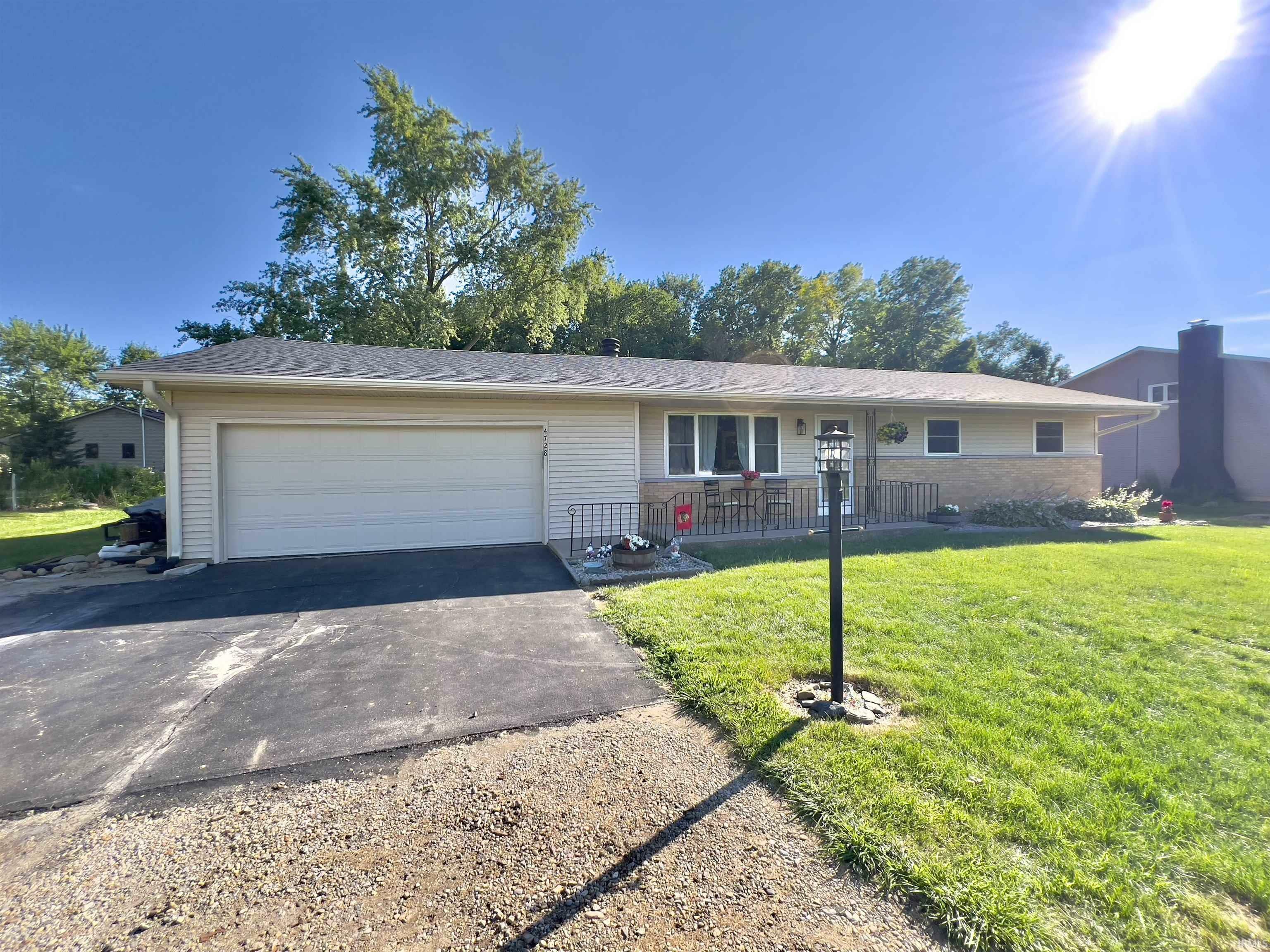 Property Photo: 4728 Willow Brook Drive IN 46835