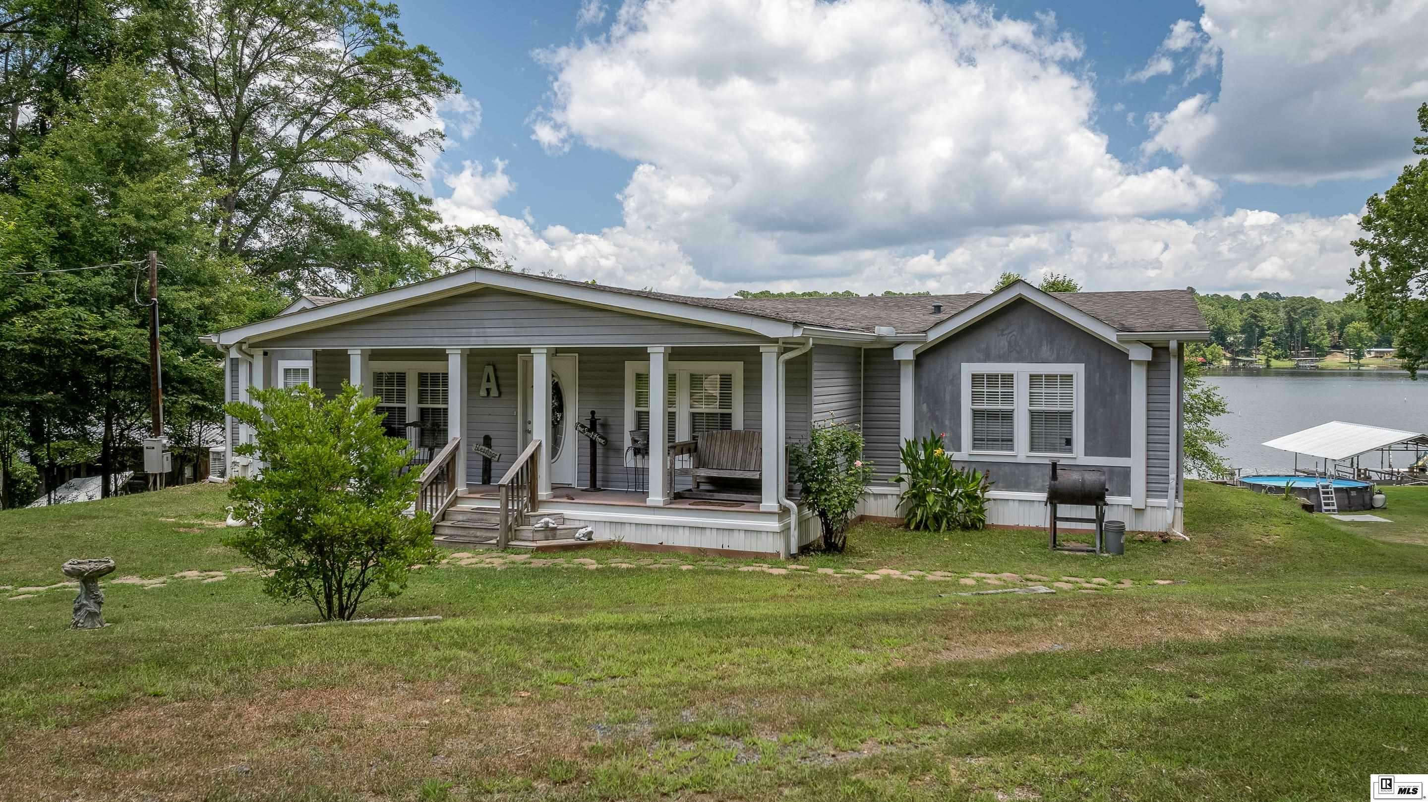 Property Photo:  220 Evan Robinson Road  LA 71040 