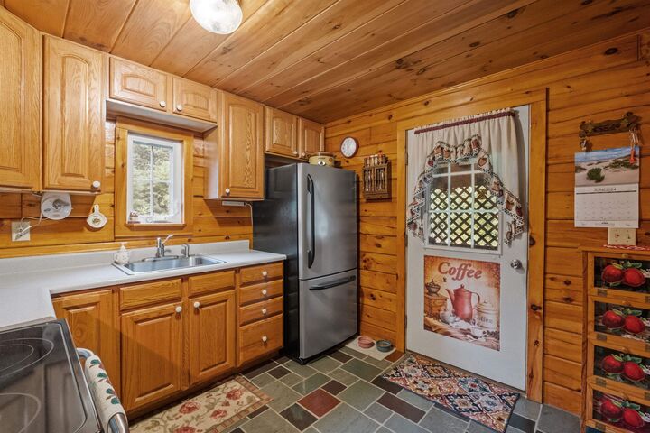 Property Photo: 33 Keyes Hollow Road NH 03607