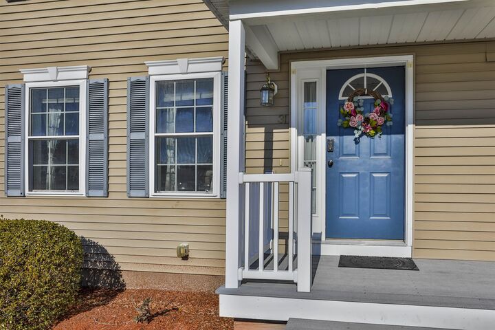 Property Photo: 31 Overlook Circle NH 03051