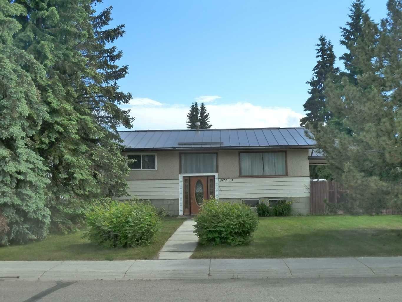 Property Photo:  9829 101 Avenue  AB T0A 2T0 